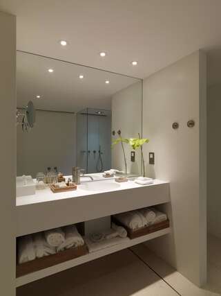 Отель Sense Hotel Sofia София Представительский двухместный номер с 1 кроватью и окном-3