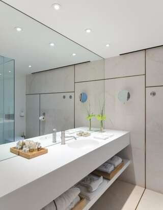 Отель Sense Hotel Sofia София Улучшенный двухместный номер с 1 кроватью-6