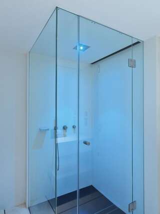 Отель Sense Hotel Sofia София Улучшенный двухместный номер с 1 кроватью-7